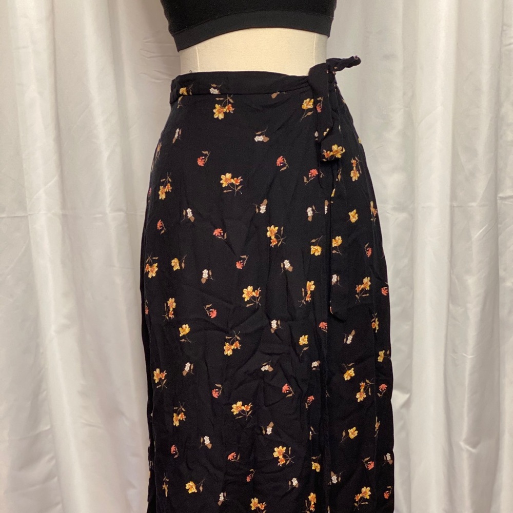 Wrap midi skirt with side tie